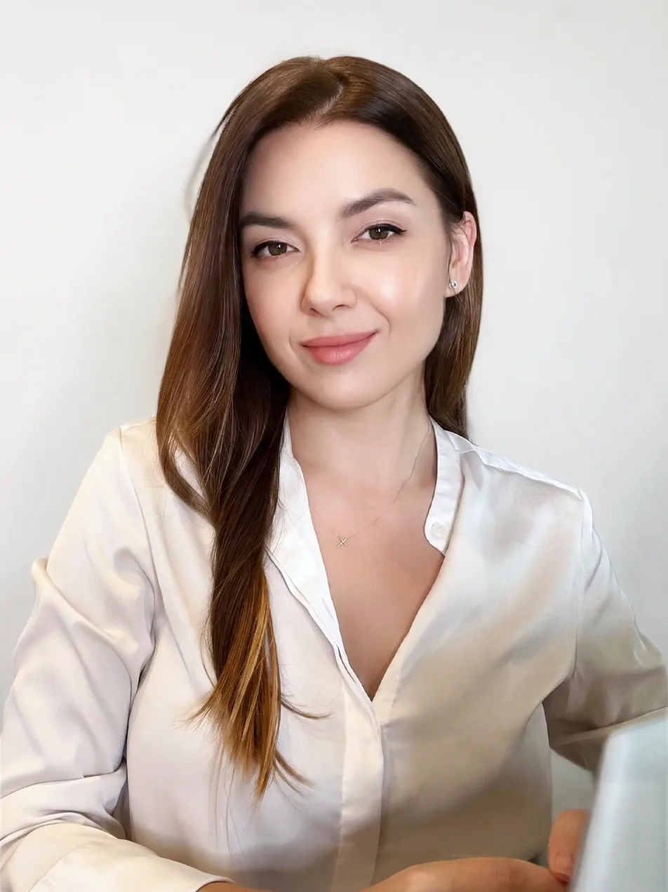 Camelia Florența Nistoroiu — mortgage broker